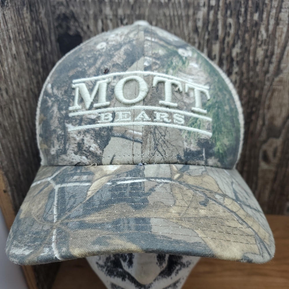 Mott Bears Camouflage Baseball Hat Cap Mesh Back Adjustable Snapback One Size